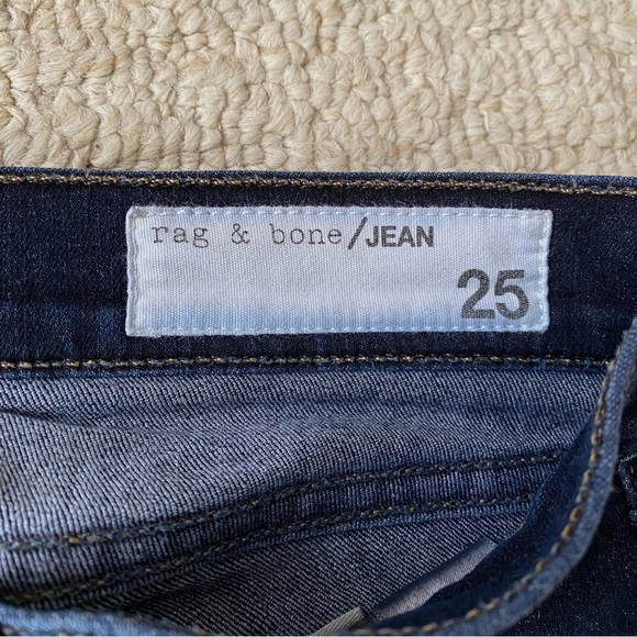 RAG & BONE sz 25 Dark Blue Skinny Capri Jeans - Picture 6 of 15